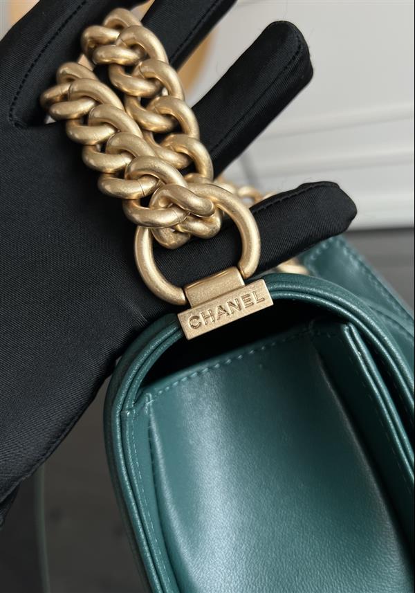 2026127214238596 550